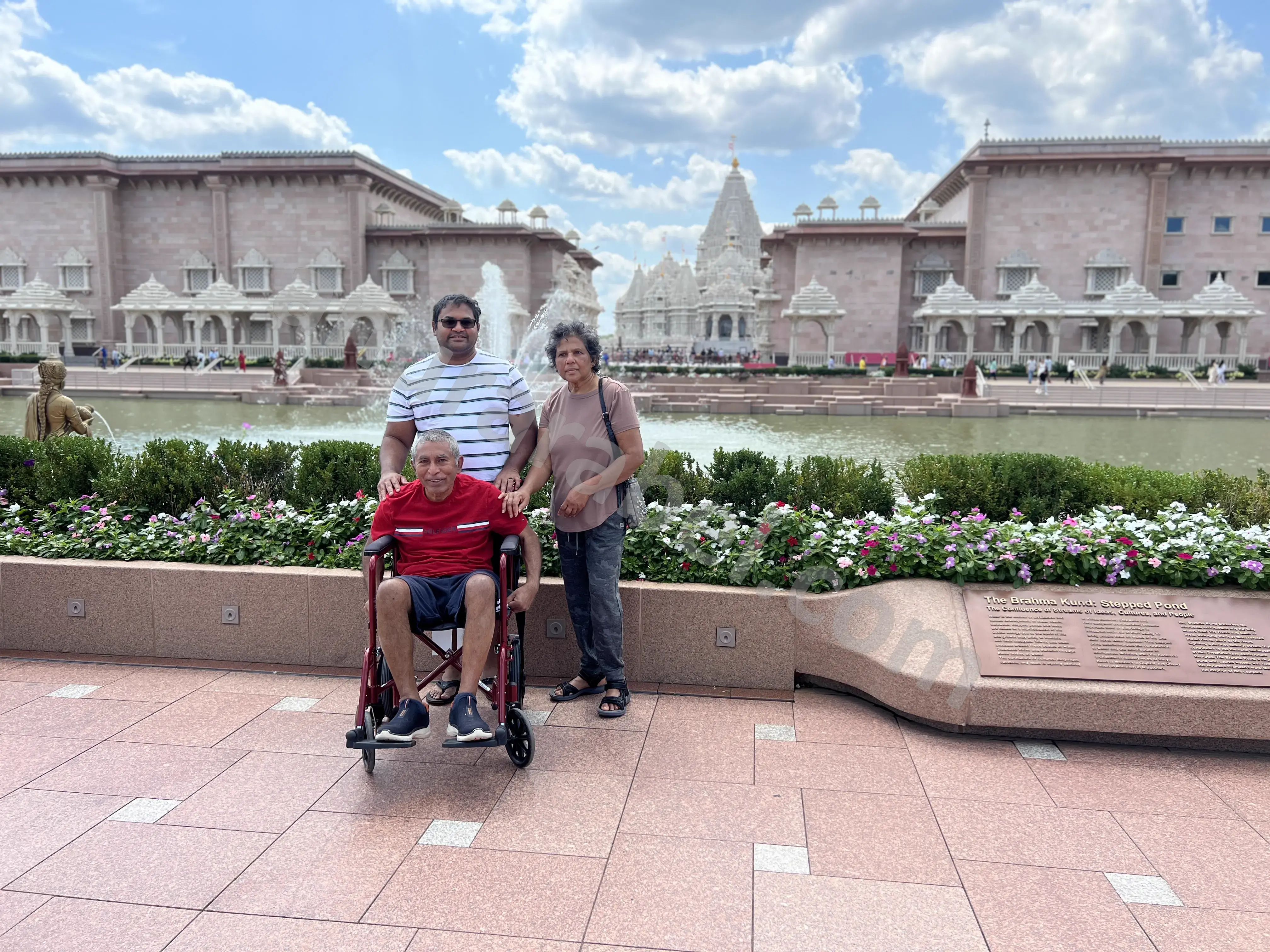 Anura with Jayamini, Chamara, and Ruwanthi at BAPS Swaminarayan Akshardham in Windsor, New Jersey